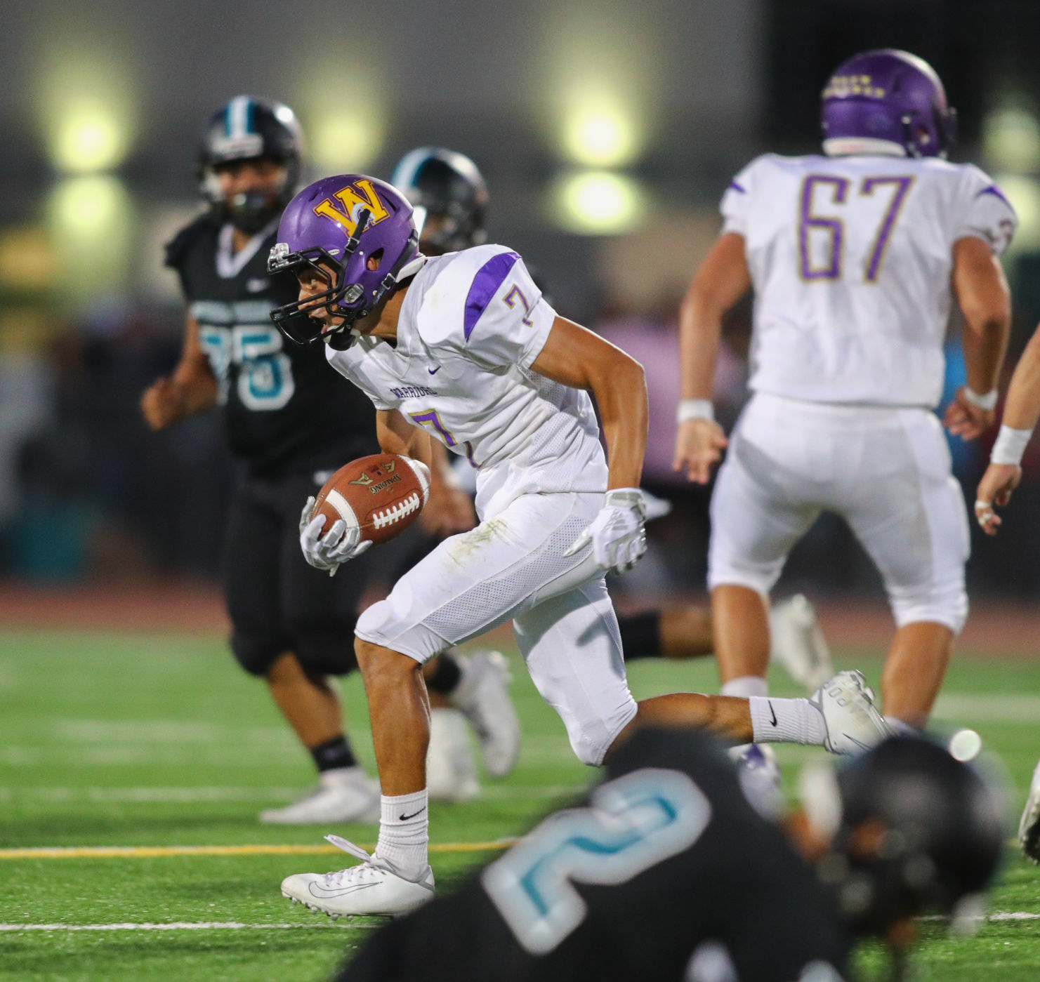 090619 FB Pioneer vs Righetti 18.jpg